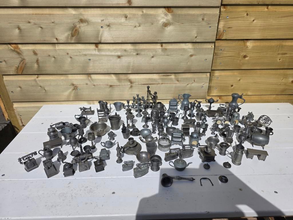 Grote collectie miniatuur tinnen voorwerpen, Antiek en Kunst, Antiek | Tin, Ophalen of Verzenden