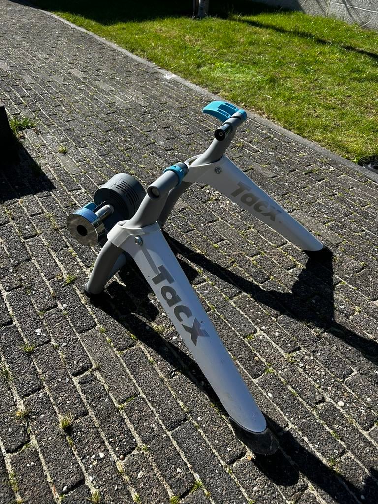 Tacx T2240 fietstrainer te koop – compleet met extra assen, Ophalen, Zo goed als nieuw, Overige typen