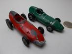 1962 Dinky Toys 2 X 239 VANWALL FORMULE 1 CARS (Opknappers)