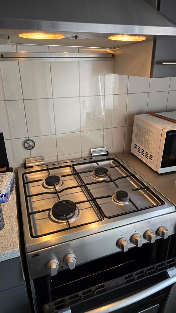 Etna 4 pits gasfornuis met oven en glasplaat, Ophalen, Gebruikt, 4 kookzones, Gas