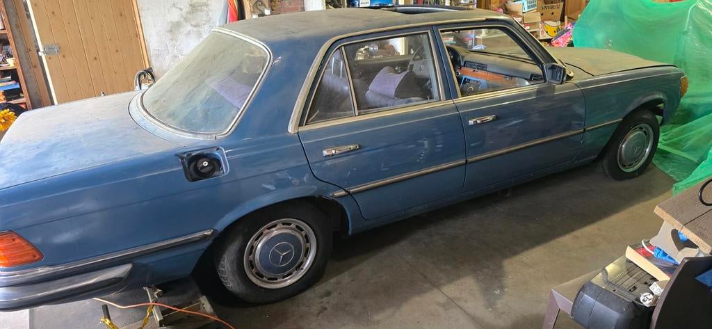 Mercedes-Benz Mercedes 1975 Blauw, Automaat, Achterwielaandrijving, Blauw, Leder en Stof