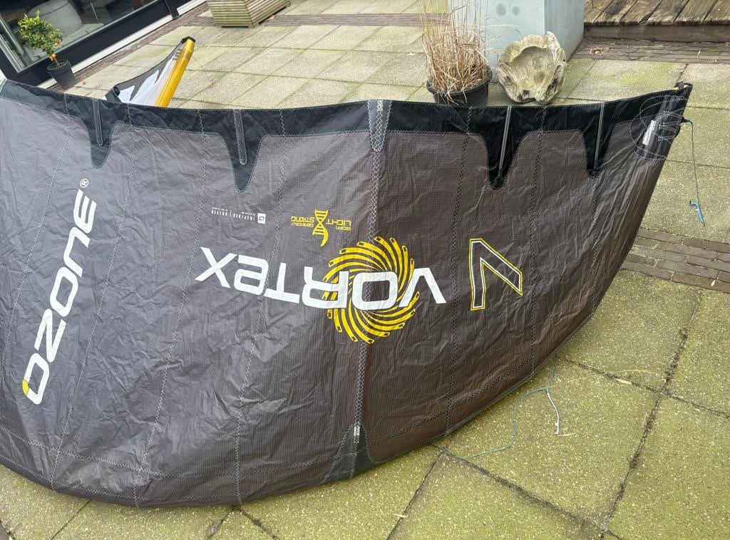 Ozone vortex 7m, Watersport en Boten, Ophalen, Gebruikt, Geen board, Kite