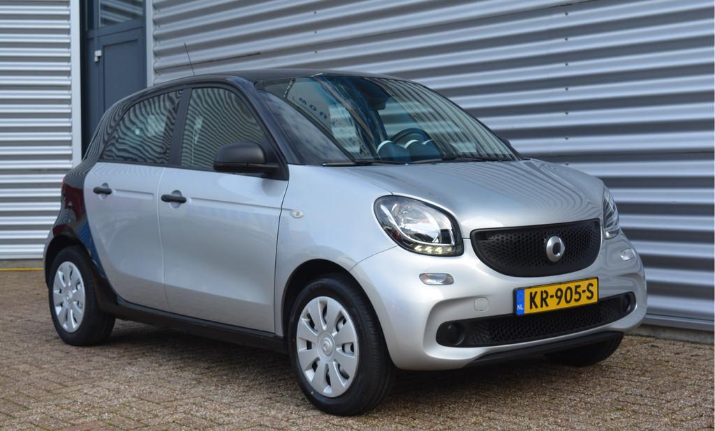 Smart Forfour 1.0 Pure Clima/Cruise/Org.Nederlands, Auto's, Smart, Gebruikt, 4 stoelen, Origineel Nederlands, Handgeschakeld