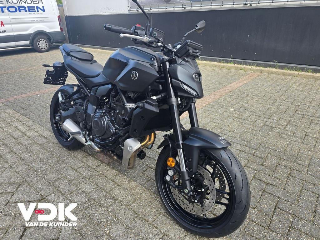 YAMAHA MT 07 ABS 35KW UIT VOORRAAD LEVERBAAR, Motoren, 2 cilinders, Bedrijf, Onbekend, YAMAHA
