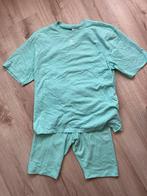 Dames Adidas set - Zo goed als nieuw (S/M), Kleding | Dames, T-shirts, Maat 38/40 (M), Ophalen of Verzenden, Zo goed als nieuw