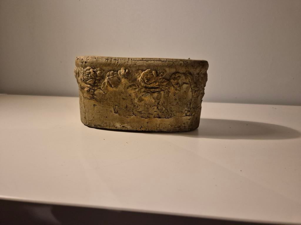 Bloempot steen, Steen, Overige kleuren, Ophalen of Verzenden, Zo goed als nieuw