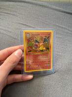 Charizard Pokémon Kaart 4/102 Base Set Holo, Hobby en Vrije tijd, Verzamelkaartspellen | Pokémon, Ophalen of Verzenden, Gebruikt