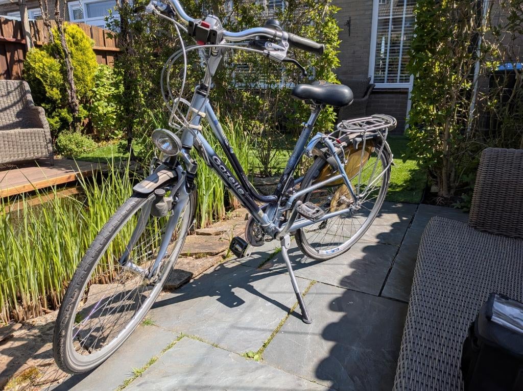 Degelijke Dames Toerfiets, Ophalen, 28 inch, Gebruikt, Velgrem