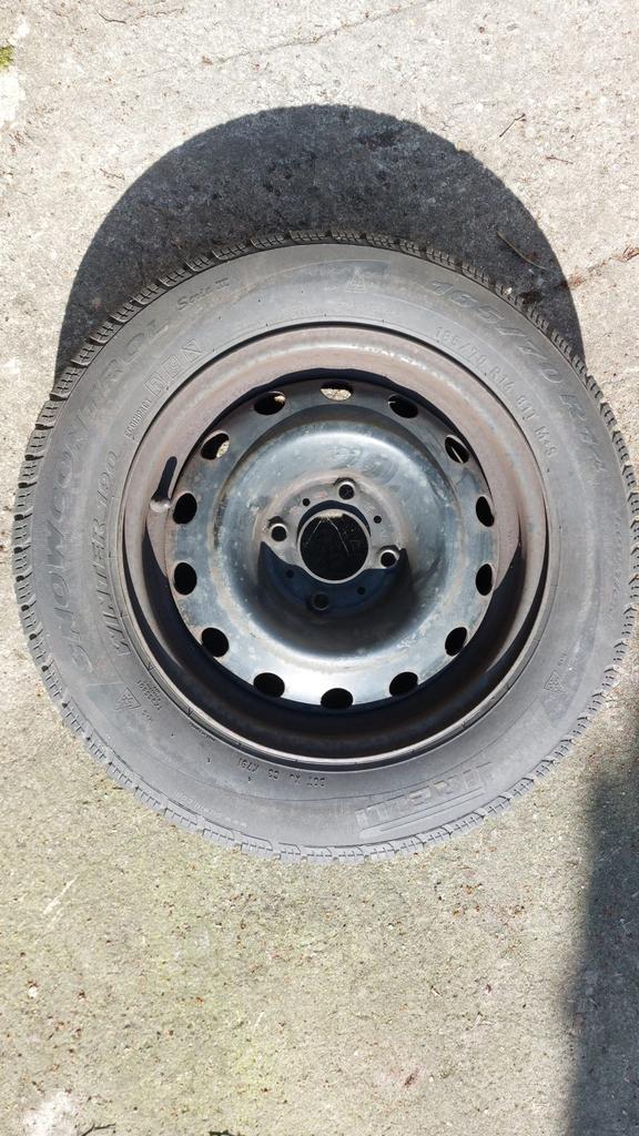 Winter banden 165/70 R14, Auto diversen, Aanhangwagen-onderdelen, Ophalen of Verzenden, Zo goed als nieuw