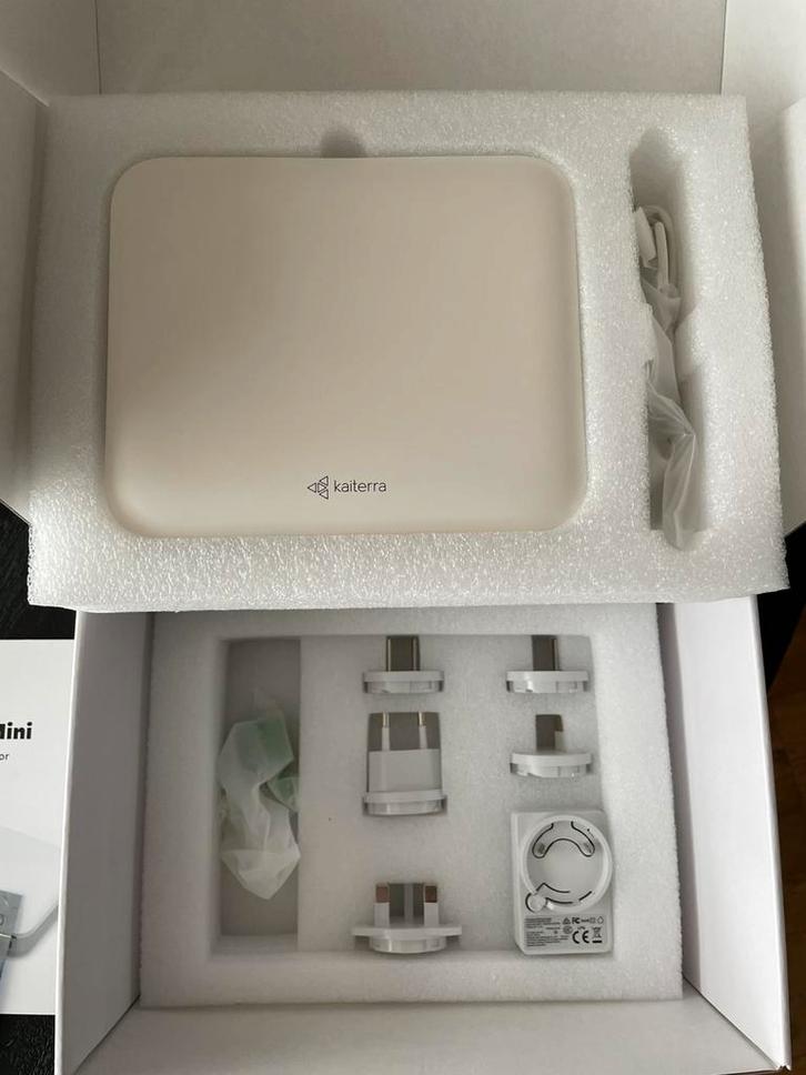 Kaiterra Sensegde mini luchtsensor, Huis en Inrichting, Woonaccessoires | Dienbladen, Nieuw, Kunststof, Rond, Ophalen of Verzenden