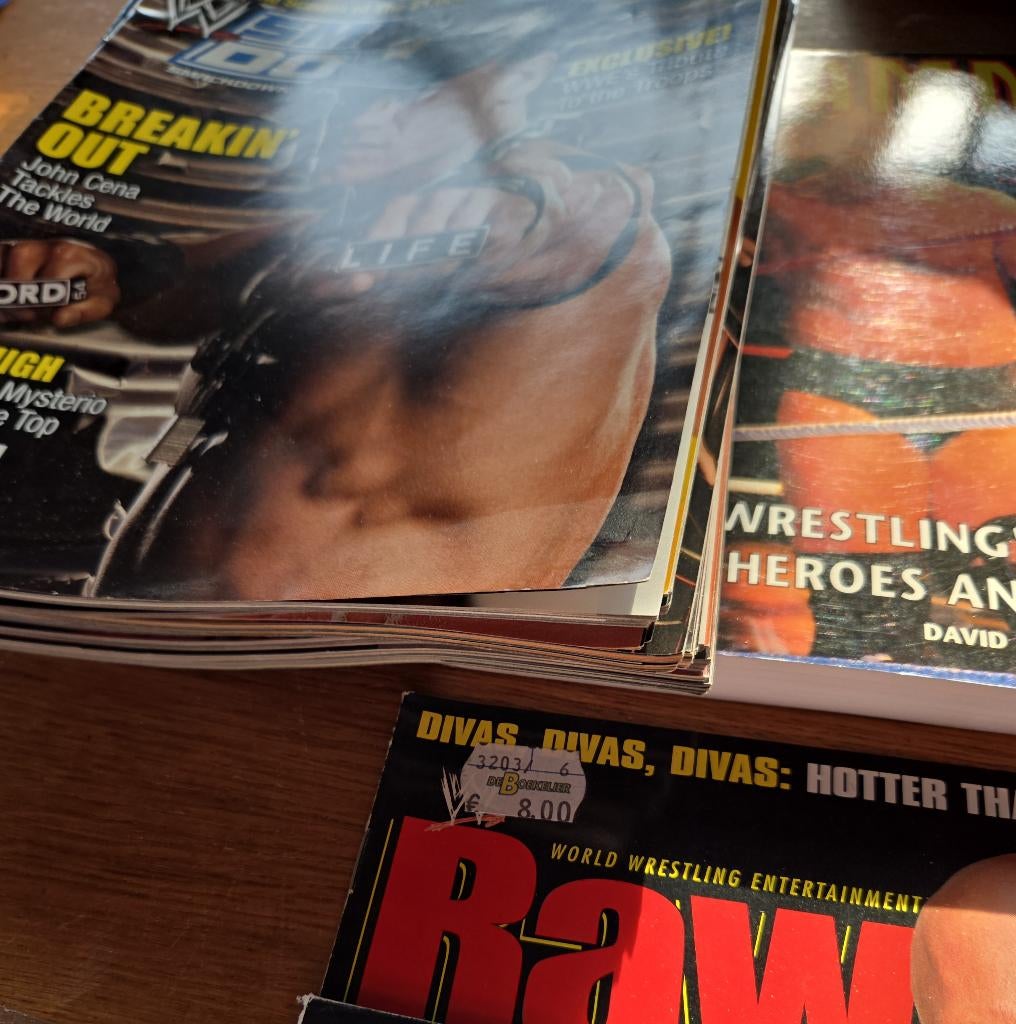 Slammin Wrestling WWE Raw kalenders magazine poster boek, Gebruikt, Overige typen, X, X