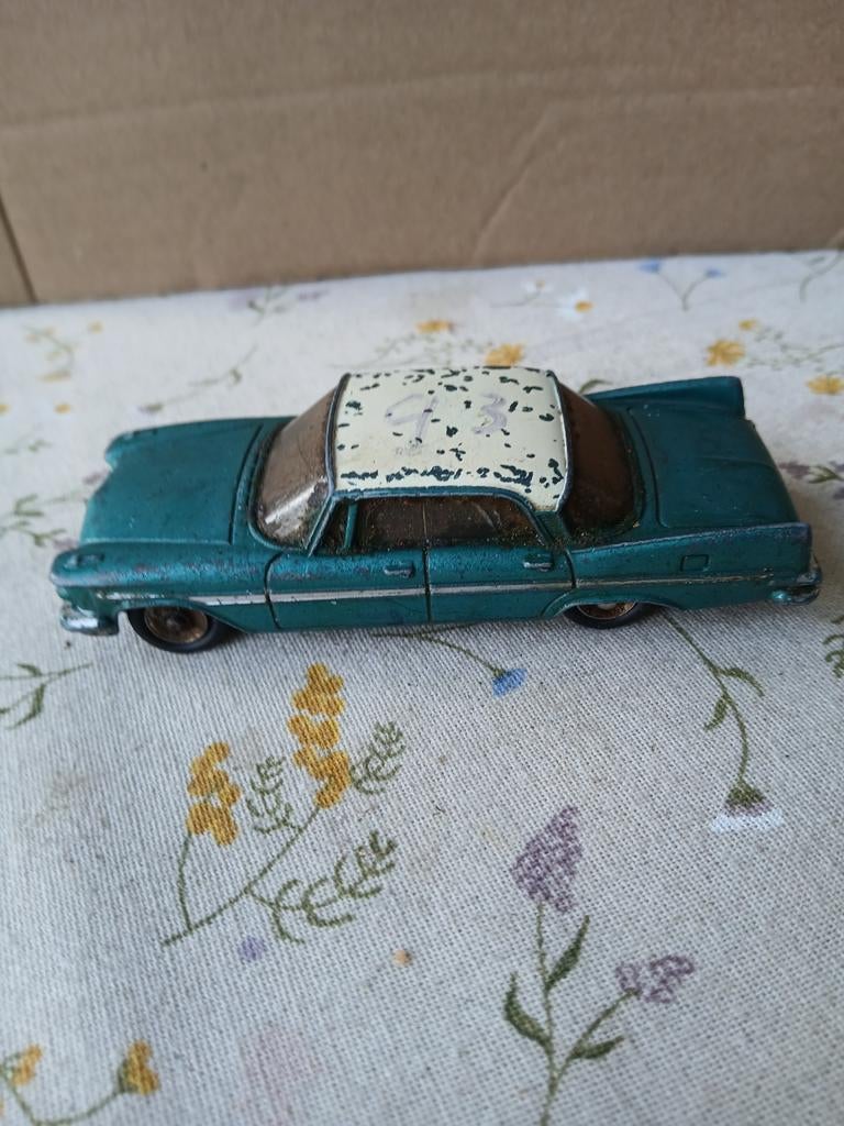 De Soto Diplomat. Dinky toys France 545, poetser, Hobby en Vrije tijd, Ophalen of Verzenden, Gebruikt, Auto, Dinky Toys