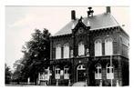 Obdam N. H. Fotokaart van het gemeentehuis gebouwd in 1874., Verzamelen, Ophalen of Verzenden, 1940 tot 1960, Ongelopen, Noord-Holland