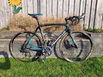 Dogma 65.1 Carbon sky team disk brake fiets, Fietsen en Brommers, Fietsen | Racefietsen, Gebruikt, Carbon, Meer dan 20 versnellingen