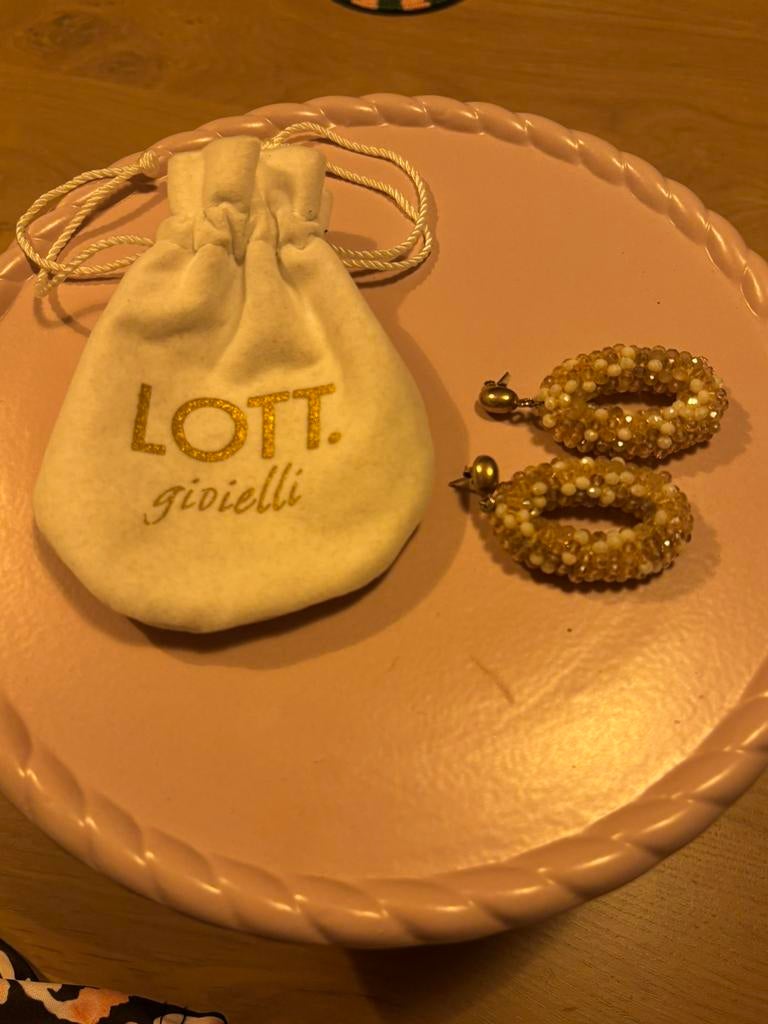 Lott oorbellen, Ophalen of Verzenden, Zo goed als nieuw, Goud, Dame