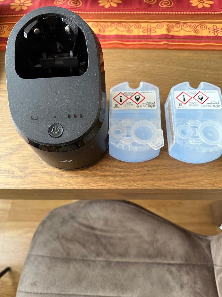 Braun scheerapparaat 9 pro +   9477cc silver, Witgoed en Apparatuur, Persoonlijke-verzorgingsapparatuur, Ophalen, Zo goed als nieuw