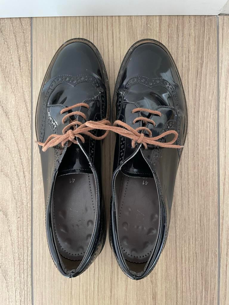 Zwarte lakleren dames veterschoenen maat 41 Luftpolster, Ophalen, Schoenen met lage hakken, Zwart, Gedragen