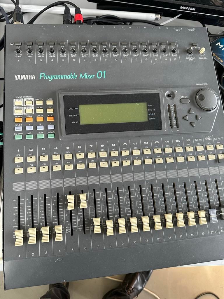 Yamaha ProMix 01 Digitale Mixer - Studio & Live, Muziek en Instrumenten, Mengpanelen, Ophalen, Gebruikt, 10 tot 20 kanalen, Microfooningang