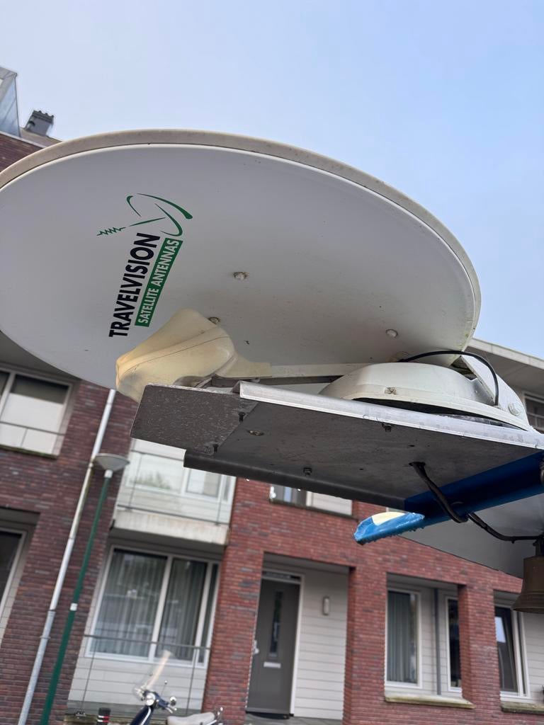 Travelvision satelliet antenne, Ophalen, Gebruikt, (Schotel)antenne, Overige merken
