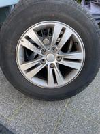 2 stuks 215/70/16, Auto-onderdelen, Ophalen of Verzenden