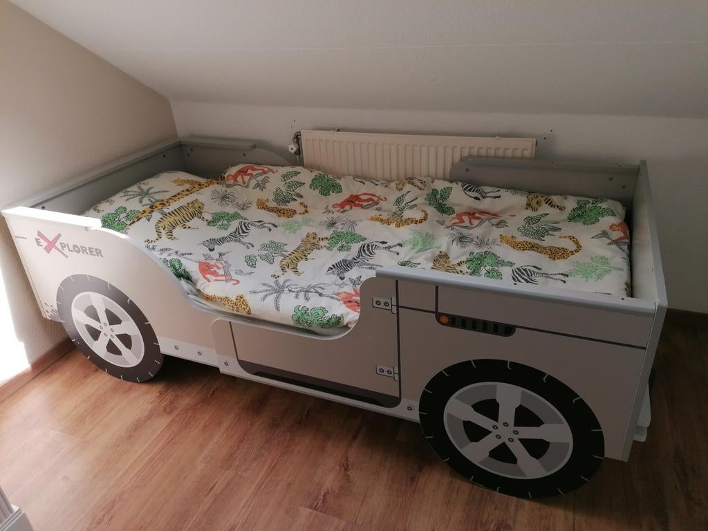 1 persoons kinderbed auto 200x90, Ophalen, 85 tot 100 cm, Zo goed als nieuw, Matras