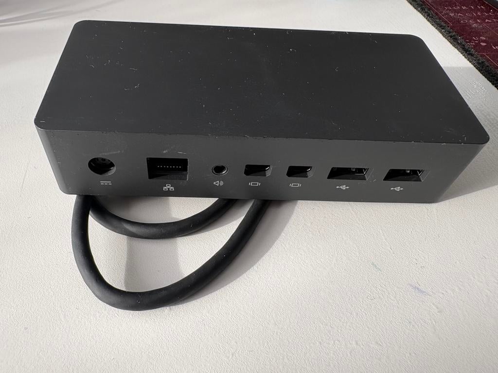 Surface Pro dock 1661, Computers en Software, Dockingstations, Ophalen of Verzenden, Gebruikt, Docking station, Laptop