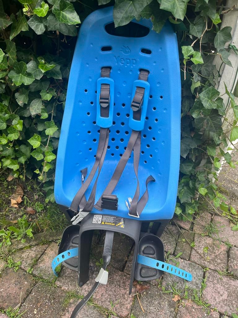Yepp fietsstoeltje ZGAN blauw., Fietsen en Brommers, Fietsaccessoires | Fietsstoeltjes, Achterzitje, Voetsteuntjes, 9 t/m 18 kg