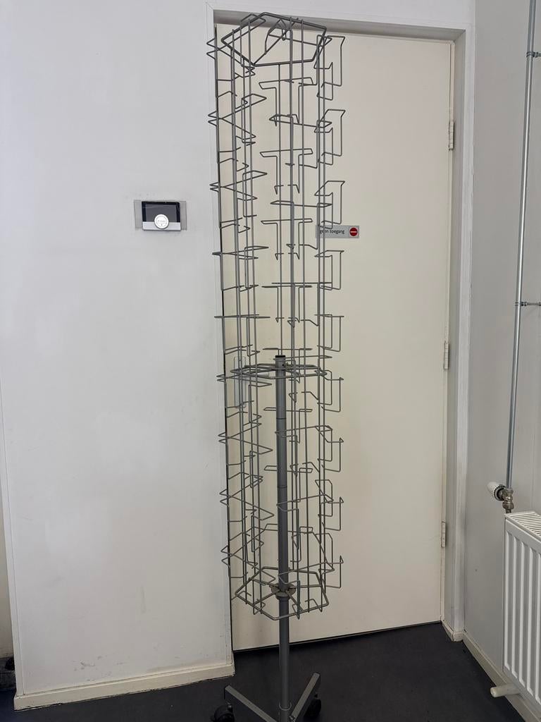 Draaibaar kaartenrek op wielen, Ophalen of Verzenden, Zo goed als nieuw