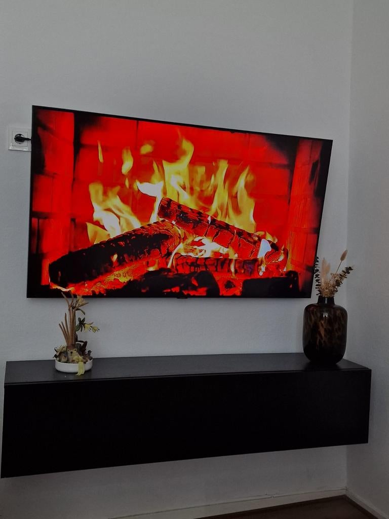 TV-tafel
Salontafel
Eettafel met 4 eetkamerstoelen, Ophalen of Verzenden, Zo goed als nieuw, Vrijstaande haard, Houthaard