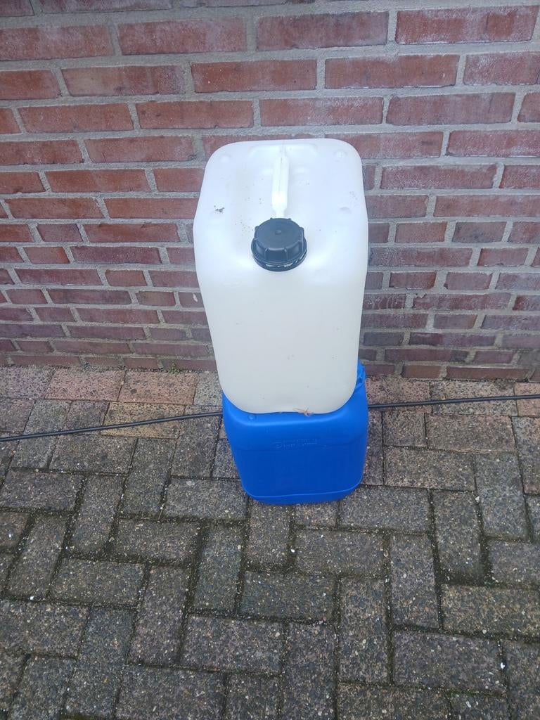 Lege jerrycan 20 liter met dop, Ophalen