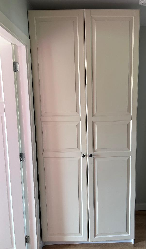 IKEA PAX kast met BERGSBO deuren., Ophalen, Kunststof, Gebruikt, 200 cm of meer