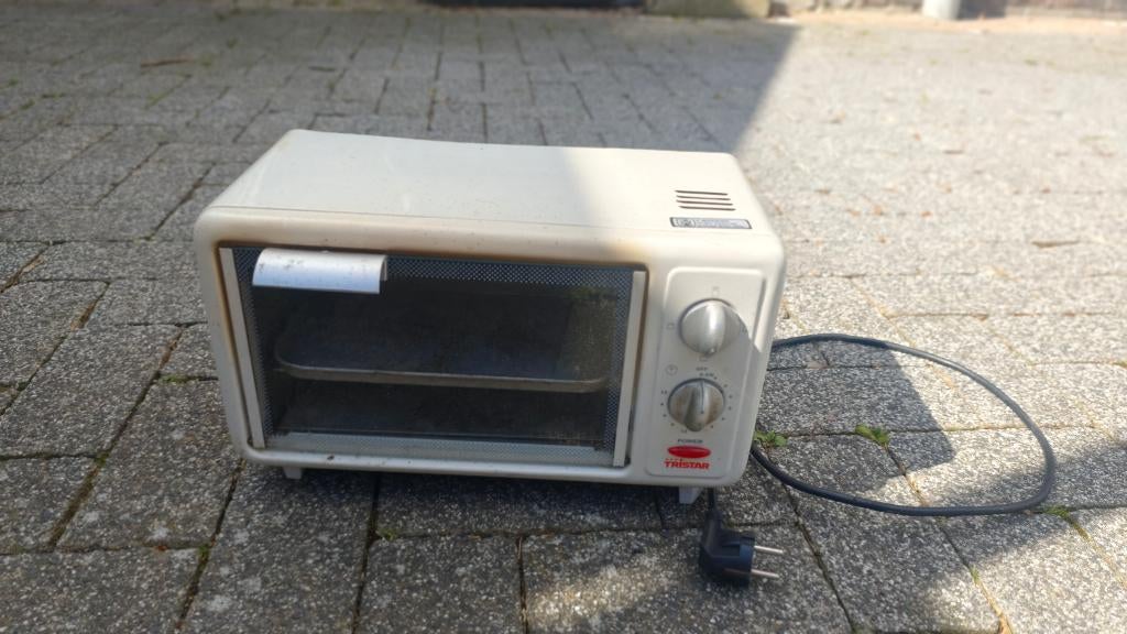 GARAGE VERKOOP! Tristar 1500 watt - 9 liter oven, Ophalen of Verzenden, Gebruikt, Minder dan 45 cm