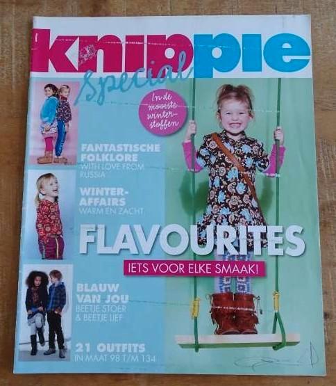 Bijlage Knippie najaar 2011 - 16 patronen maat 98 t/m 134, Hobby en Vrije tijd, Kledingpatronen, Zo goed als nieuw, Kind, Knippie