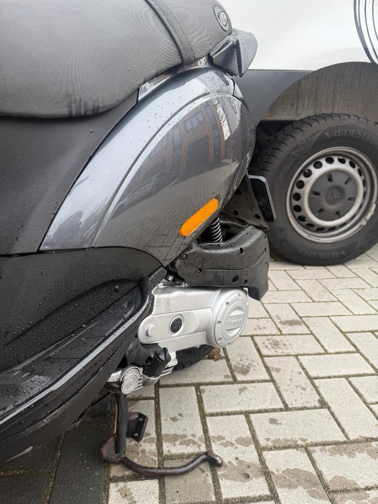 Piaggio zip 2020 | Nieuwstaat |  EERSTE eigenaar | GARANTIE, Maximaal 45 km/u, Zip, Ophalen of Verzenden, Zo goed als nieuw