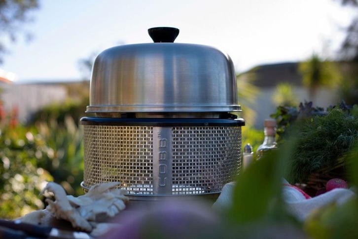 COBB PREMIER AIR BBQ, Tuin en Terras, Houtskoolbarbecues, Zo goed als nieuw, Ophalen of Verzenden