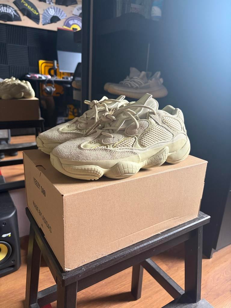Adidas Yeezy 500 Supermoon Yellow, Ophalen of Verzenden, Nieuw, Overige kleuren, Sneakers of Gympen
