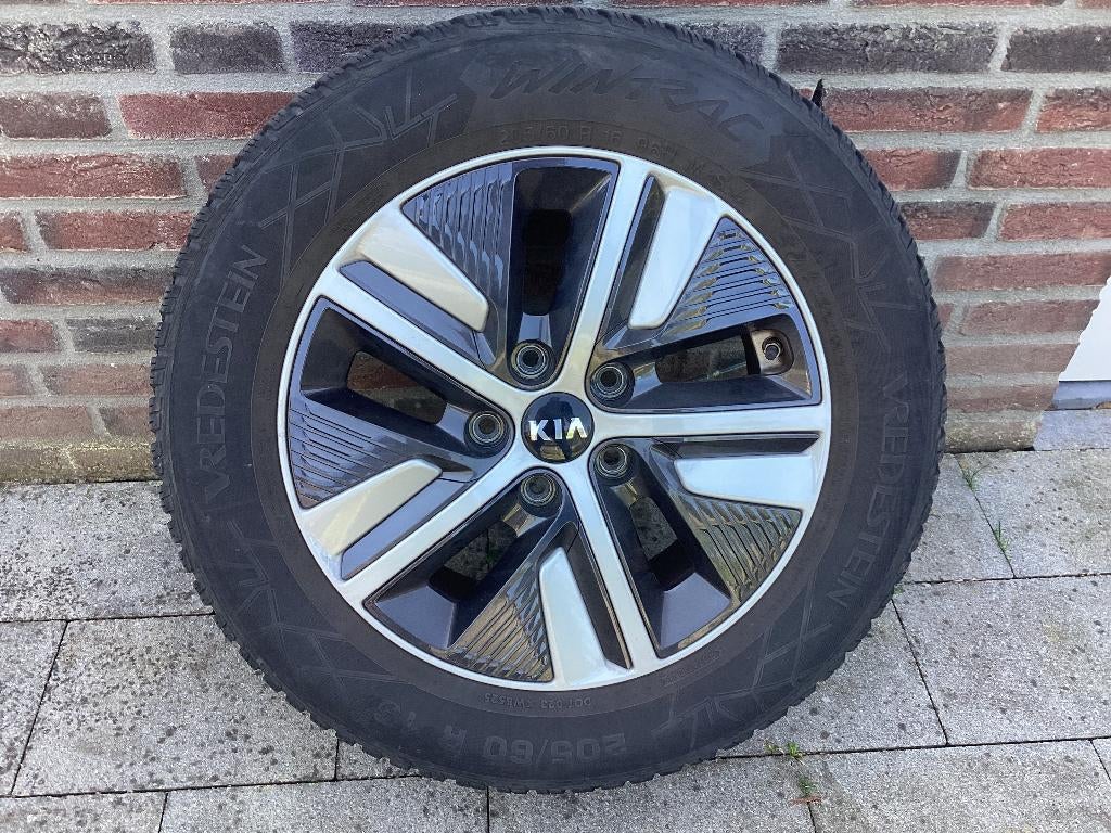 Originele KIA Niro velgen met winterbanden., Ophalen, Gebruikt, 16 inch, Banden en Velgen
