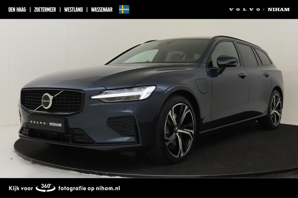 Volvo V60 T8 PLUG-IN HYBRID AWD ULTRA PERFORMANCE ED. DARK *, Auto's, Automaat, 12 maanden, 4 cilinders, Blauw