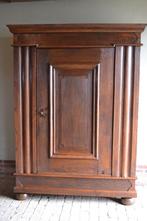 Prachtige antieke eiken houten Spinde kast, broodkast., Verzenden