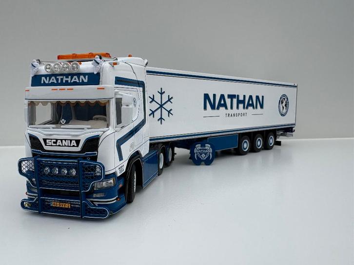 WSI  SCANIA  R HIGHLINE 6X2  REEFER TRAILER   3 AXLE NATHAN, Hobby en Vrije tijd, Modelauto's | 1:50, Nieuw, Bus of Vrachtwagen