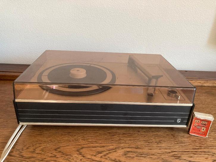 Vintage Philips pickupje 22GA 532 kleine pick up houtnerf, Audio, Tv en Foto, Platenspelers, Gebruikt, Platenspeler, Philips, Ophalen of Verzenden