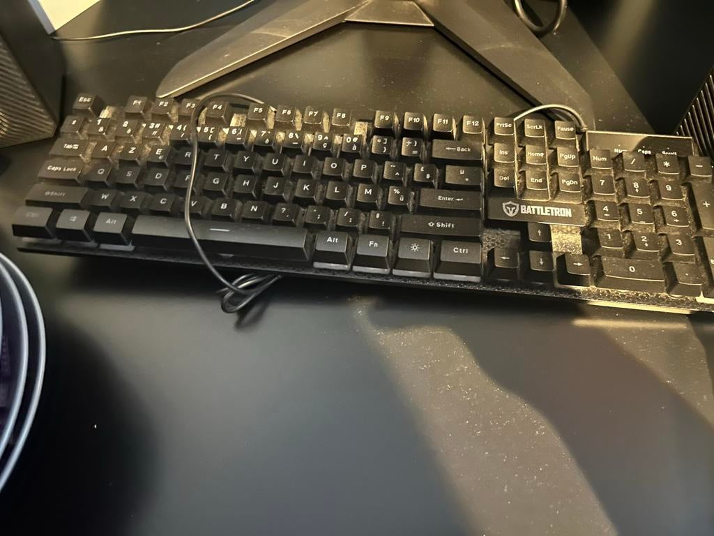 Battletron bedraad toetsenbord - Gebruikt, Computers en Software, Toetsenborden, Ophalen, Gebruikt, Gaming toetsenbord, Qwerty