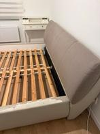 GRATIS !! Bed met lattenbodem 180x200, Huis en Inrichting, Slaapkamer | Bedden, Gebruikt, Beige, Tweepersoons, Ophalen of Verzenden