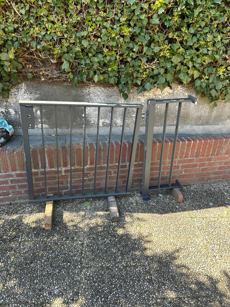 Poortje met pas stuk, Tuin en Terras, Ophalen, Zo goed als nieuw, IJzer, Tuinhek