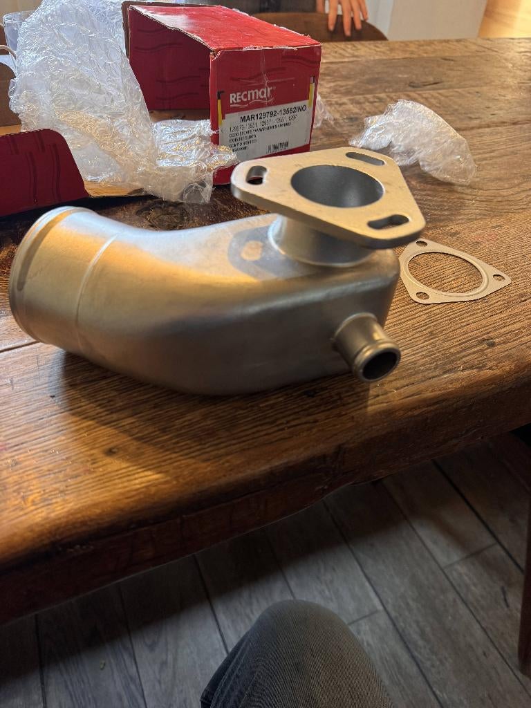 uitlaat elleboog/mixing elbow Yanmar, Watersport en Boten, Bootonderdelen, Verzenden, Nieuw, Motor en Techniek, Motorboot