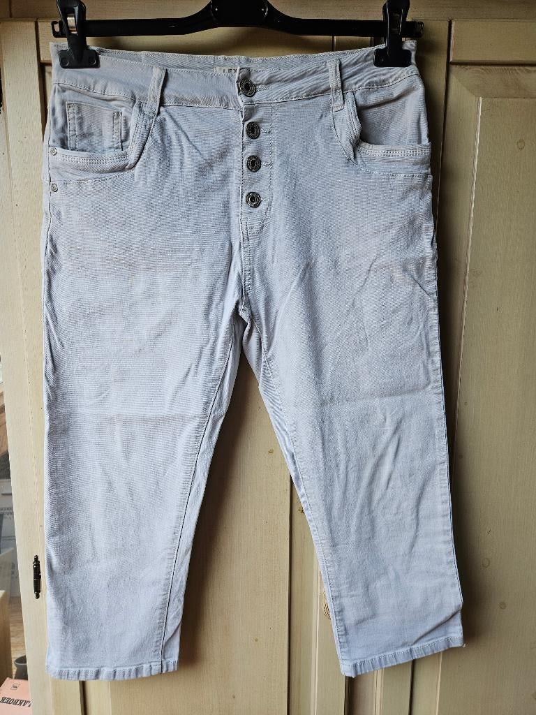 3/4 grijze jeans, Lexxury, maat S, Kleding | Dames, Spijkerbroeken en Jeans, Verzenden, W28 - W29 (confectie 36), Lexxury, Grijs