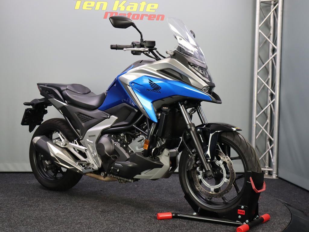 Honda NC 750 X DCT, Motoren, 745 cc, Bedrijf, Meer dan 35 kW, Toermotor