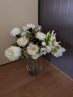 Zware glazen vaas met witte kunstbloemen, Ophalen of Verzenden, Nieuw, Binnen