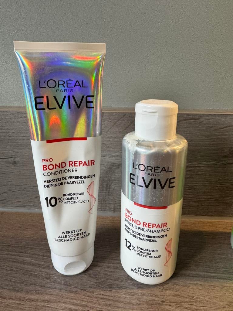 L’oreal Elvive Pro Bond Repair, Ophalen, Zo goed als nieuw, Shampoo of Conditioner