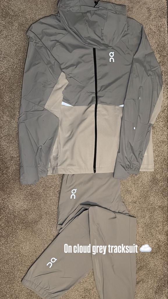 On Cloud Tracksuit - Comfort en Stijl voor Elke Dag, Kleding | Heren, Sportkleding, Zo goed als nieuw, Hardlopen of Fietsen, Overige maten